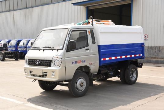 點(diǎn)擊查看詳細(xì)信息<br>標(biāo)題：4.5方汽油垃圾車 閱讀次數(shù)：2098